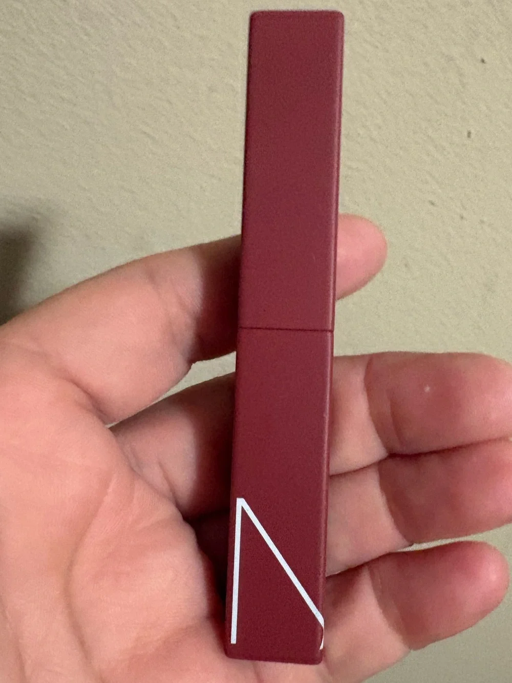 NARS Powermatte Lipstick in THUNDER KISS 115 Brand New Never Used.